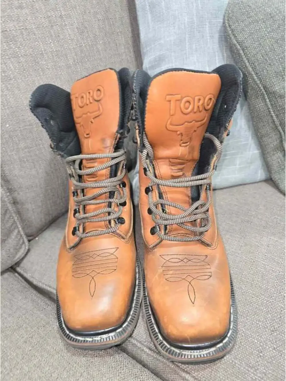 Gladiator Bull - Work boots at the ankle with square tip for men Size 9.5